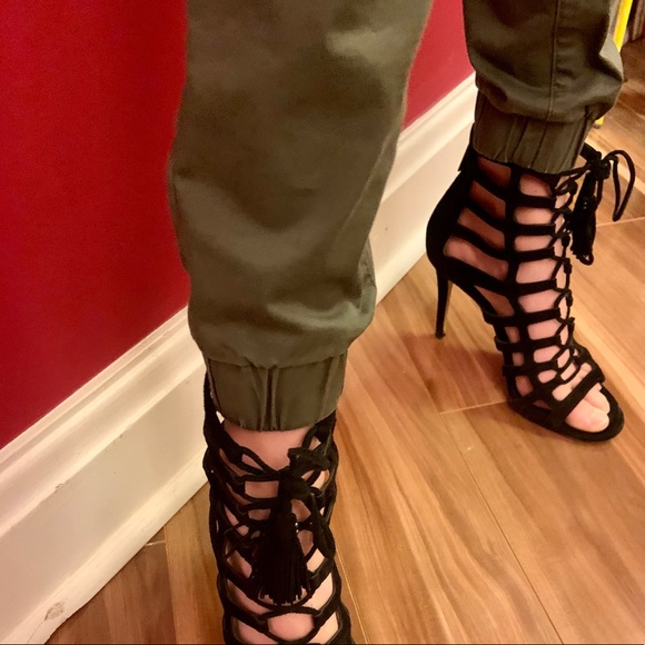 ✨BRAND NEW✨ cool, khaki, joggers! - Picture 4 of 7